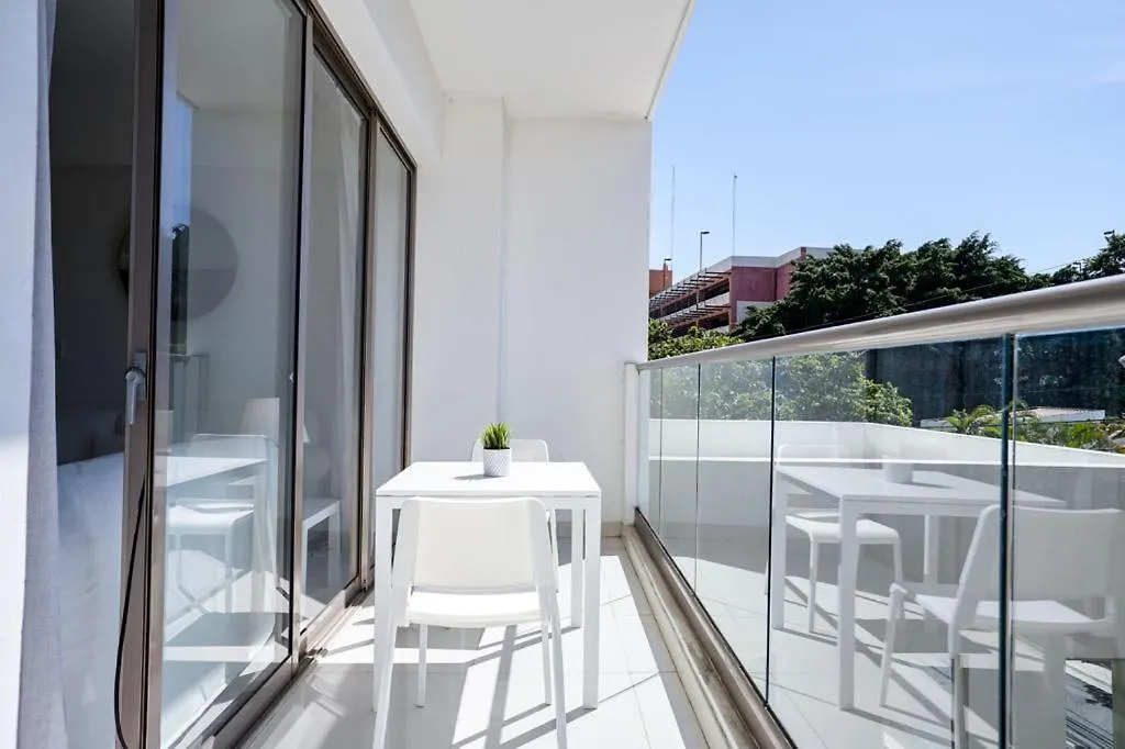 Escape Apartments, Balcony, Pool & Gym In La Julia Santo Domingo Apartamento