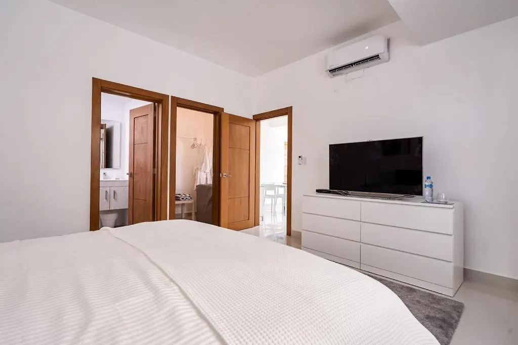Escape Apartments, Balcony, Pool & Gym In La Julia Santo Domingo Apartamento