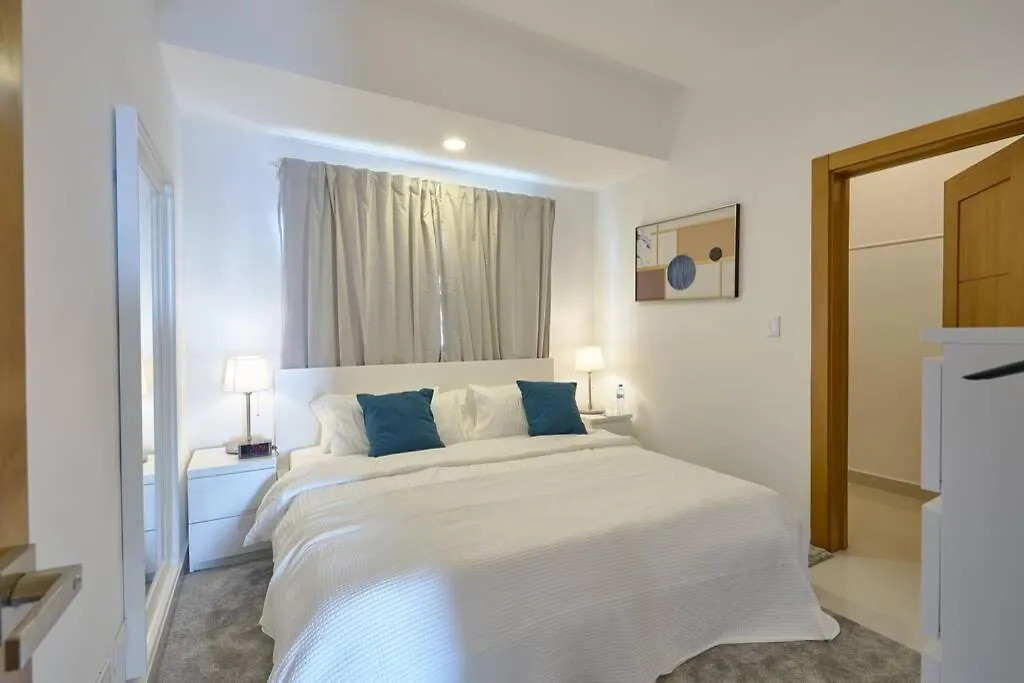 Escape Apartments, Balcony, Pool & Gym In La Julia Σάντο Ντομίγκο