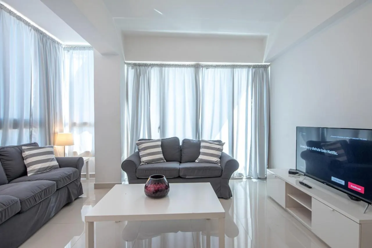 Escape Apartments, Balcony, Pool & Gym In La Julia Santo Domingo