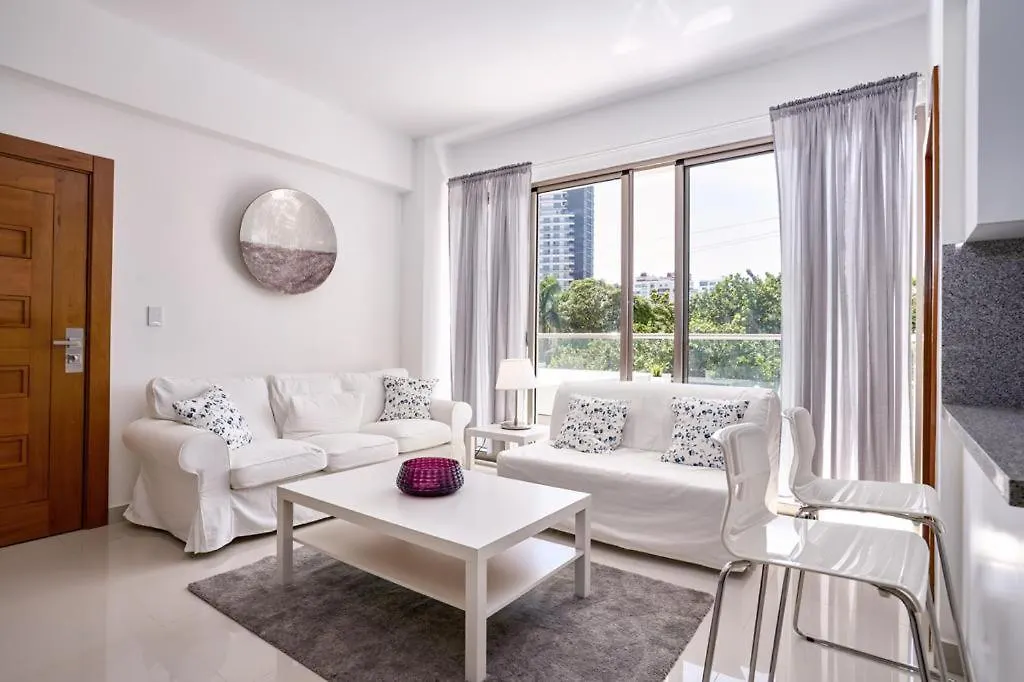 Escape Apartments, Balcony, Pool & Gym In La Julia Santo Domingo