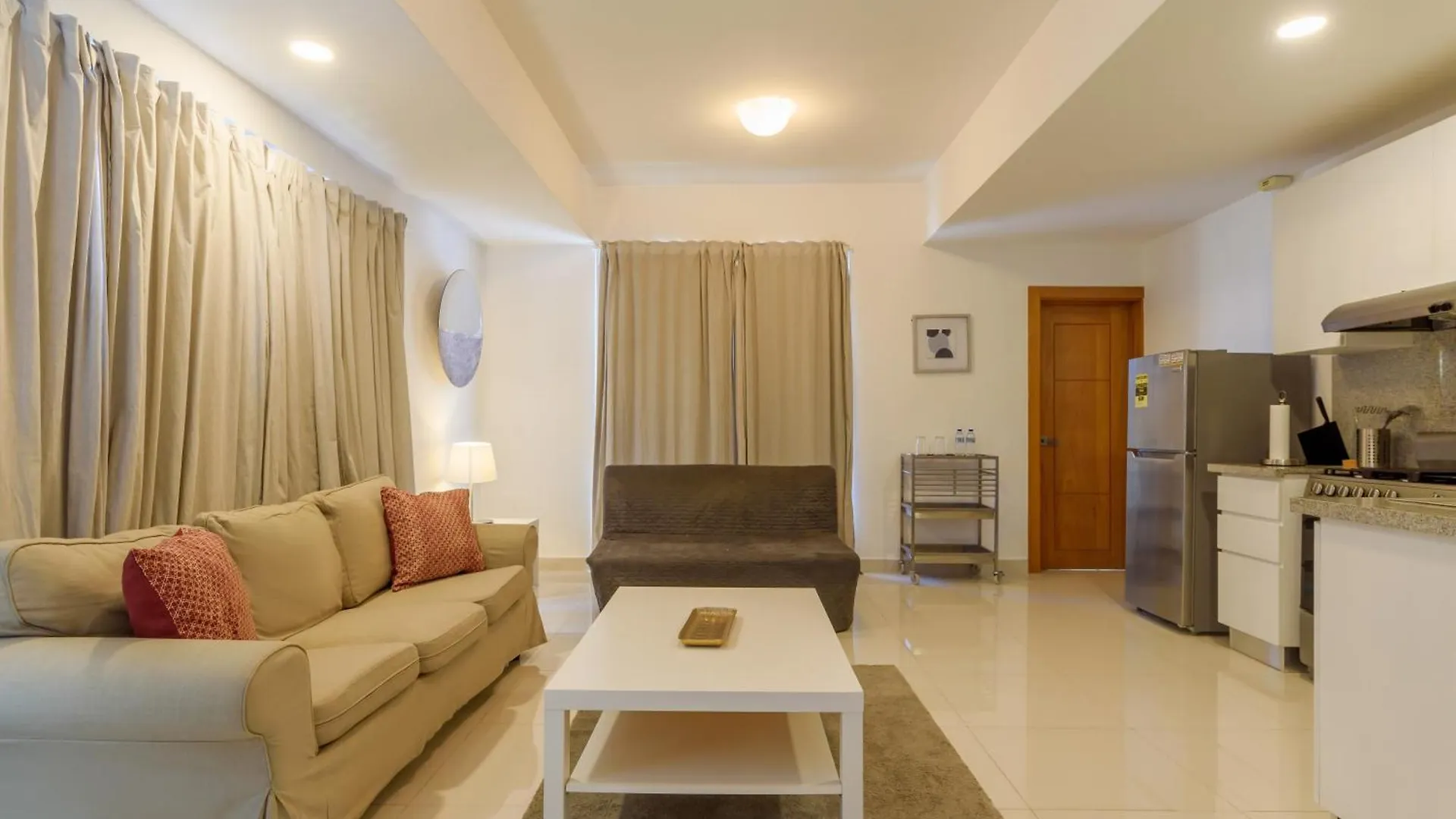 Escape Apartments, Balcony, Pool & Gym In La Julia Santo Domingo