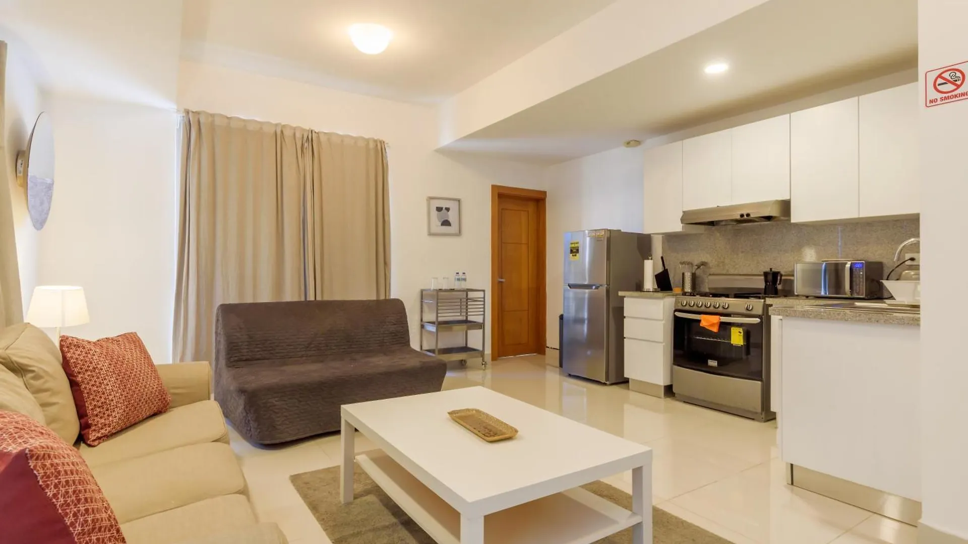 Escape Apartments, Balcony, Pool & Gym In La Julia Santo Domingo Apartamento